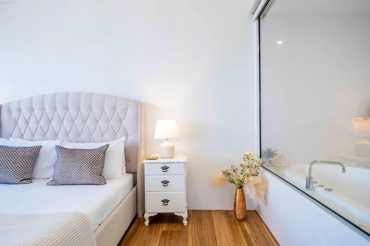 Level 29 Sky 2Br Ocean View Apartment Gold Coast Australia
