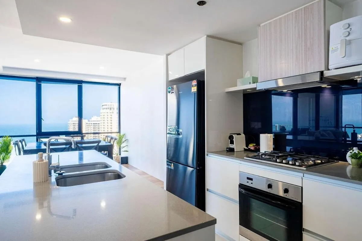Level 29 Sky 2Br Ocean View Apartment Gold Coast